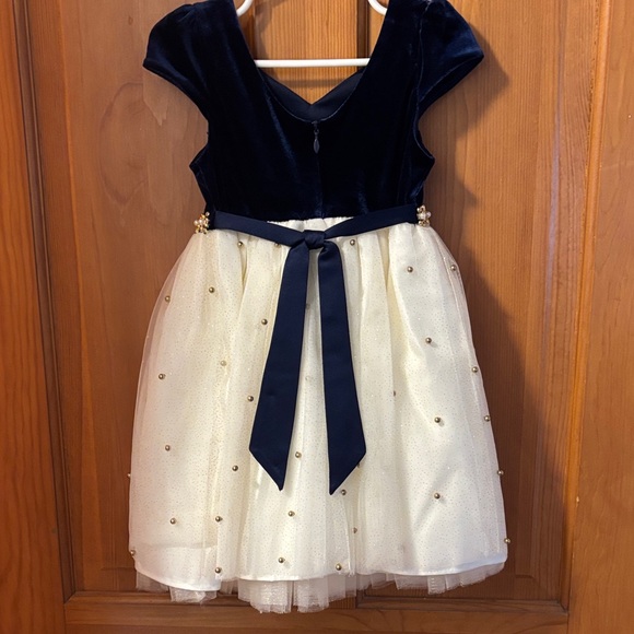 Elegant Navy and Cream Kids Dress - Picture 3 of 5